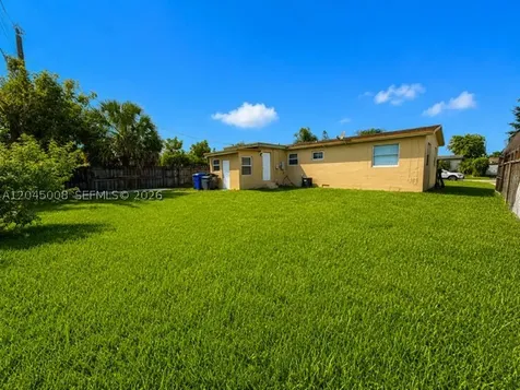 7720 Raleigh Street Hollywood FL 33024