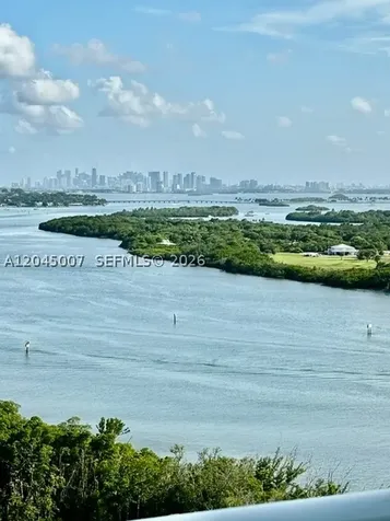 100 Bayview Drive Sunny Isles Beach FL 33160