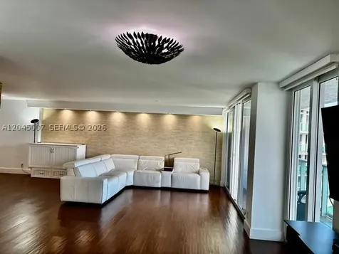 100 Bayview Drive Sunny Isles Beach FL 33160