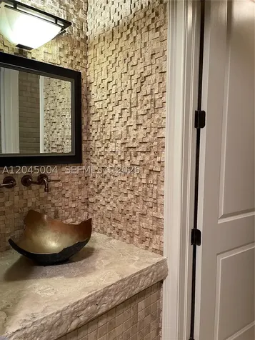 6230 Paradise Point Drive Palmetto Bay FL 33157