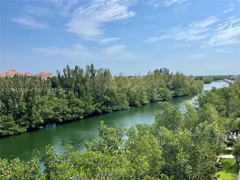 6230 Paradise Point Drive Palmetto Bay FL 33157