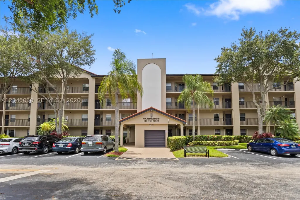 1100 SW 128th Terrace Pembroke Pines FL 33027