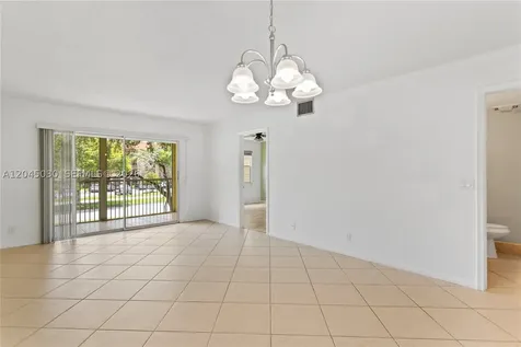1100 SW 128th Terrace Pembroke Pines FL 33027