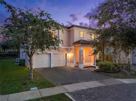 285 NE 32nd Terrace Homestead FL 33033