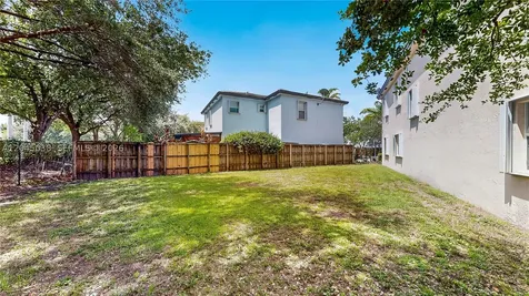 285 NE 32nd Terrace Homestead FL 33033