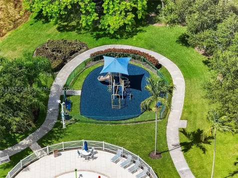 285 NE 32nd Terrace Homestead FL 33033