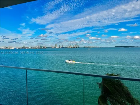800 Claughton Island Drive Miami FL 33131