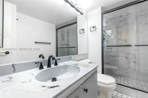 1000 Quayside Terrace Miami FL 33138