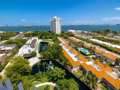 1000 Quayside Terrace Miami FL 33138