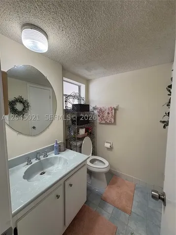 9340 Lagoon Place Davie FL 33324