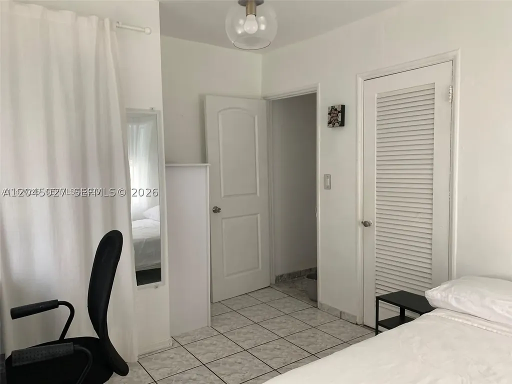 2131 Arthur Street Hollywood FL 33020