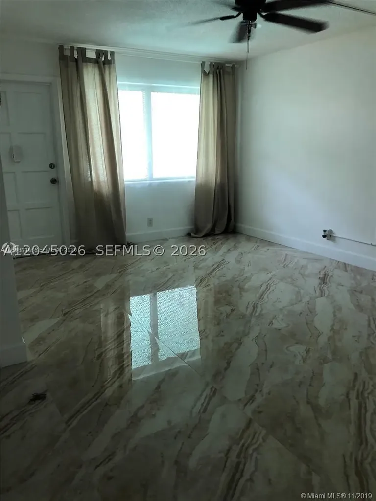 1715 Wiley Street Hollywood FL 33020