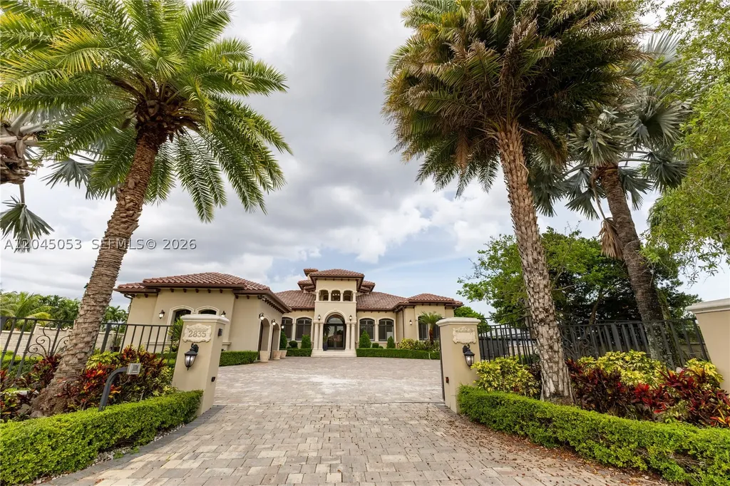2835 SW 132nd Avenue Miami FL 33175