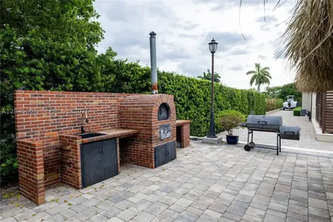 2835 SW 132nd Avenue Miami FL 33175