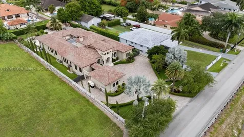 2835 SW 132nd Avenue Miami FL 33175
