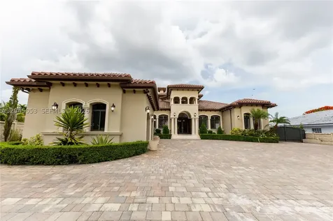 2835 SW 132nd Avenue Miami FL 33175