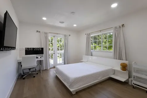 3908 Anderson Road Coral Gables FL 33134