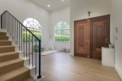 3908 Anderson Road Coral Gables FL 33134