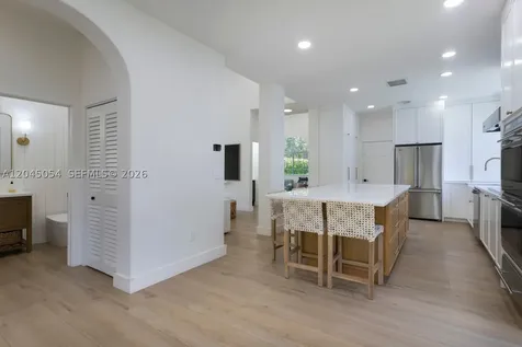 3908 Anderson Road Coral Gables FL 33134