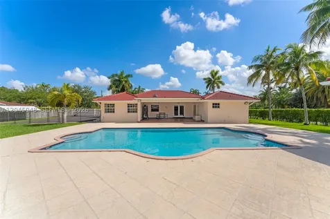 9900 SW 62nd Street Miami FL 33173