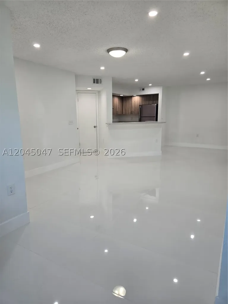 595 Vista Isles Drive Sunrise FL 33325