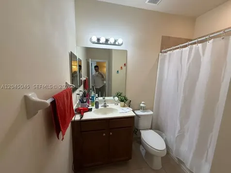 9572 SW 169th Place Miami FL 33196