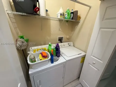 9572 SW 169th Place Miami FL 33196