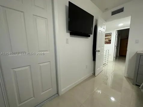 1560 W 46th Street Hialeah FL 33012