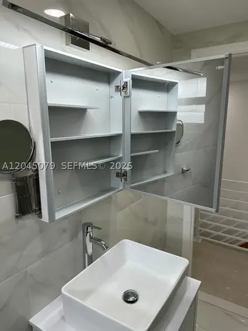1560 W 46th Street Hialeah FL 33012