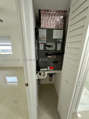 1560 W 46th Street Hialeah FL 33012