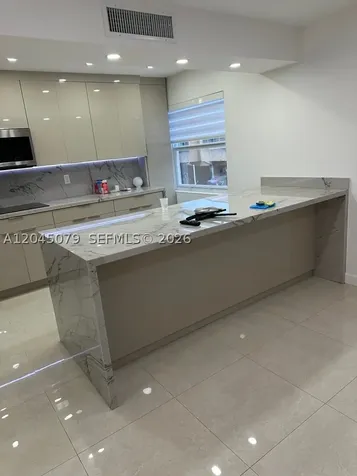 1560 W 46th Street Hialeah FL 33012