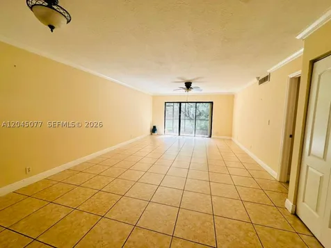 197 Lakeview Drive Weston FL 33326