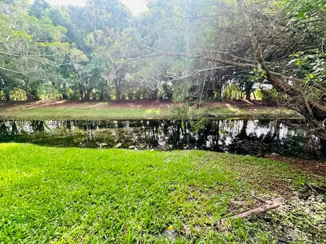 197 Lakeview Drive Weston FL 33326