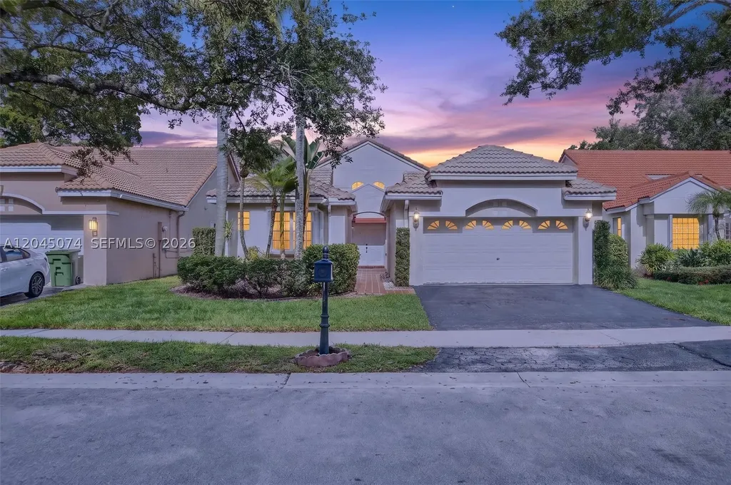 1520 Seabay Road Weston FL 33326
