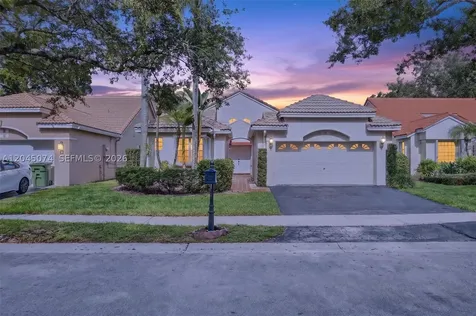 1520 Seabay Road Weston FL 33326