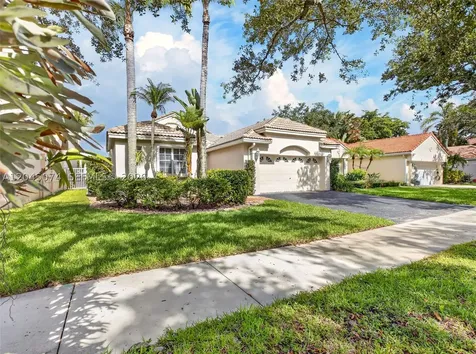 1520 Seabay Road Weston FL 33326