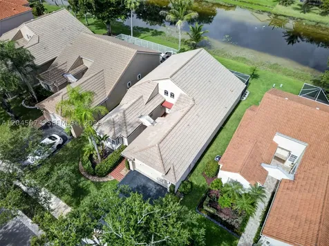 1520 Seabay Road Weston FL 33326
