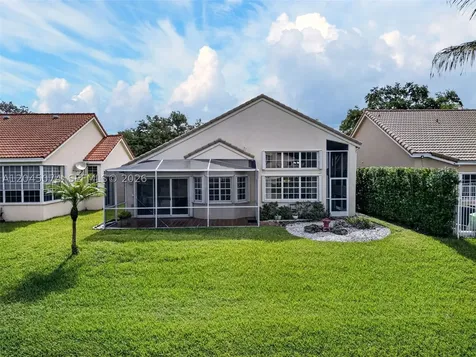 1520 Seabay Road Weston FL 33326