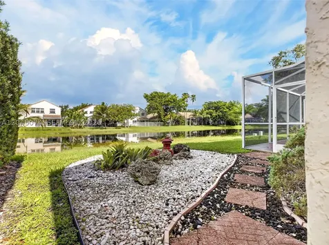 1520 Seabay Road Weston FL 33326