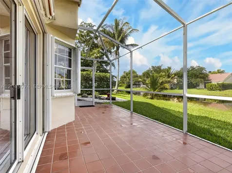 1520 Seabay Road Weston FL 33326