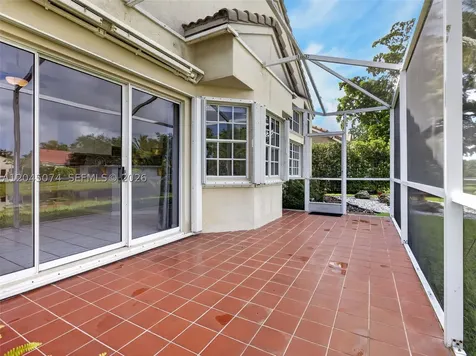 1520 Seabay Road Weston FL 33326