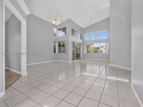 1520 Seabay Road Weston FL 33326