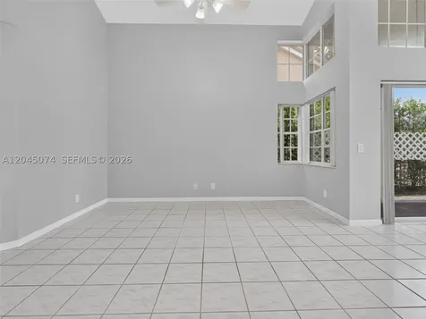 1520 Seabay Road Weston FL 33326