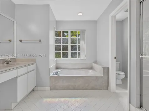 1520 Seabay Road Weston FL 33326