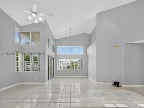 1520 Seabay Road Weston FL 33326