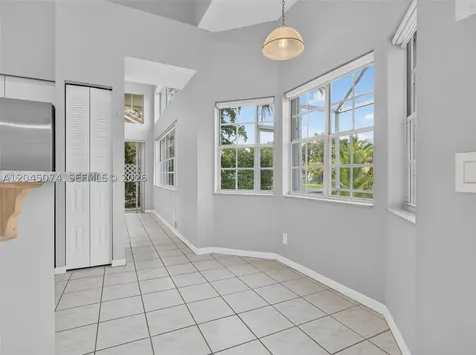 1520 Seabay Road Weston FL 33326