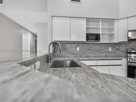 1520 Seabay Road Weston FL 33326