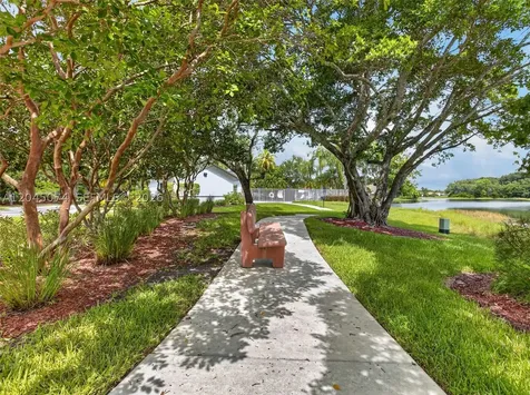 1520 Seabay Road Weston FL 33326
