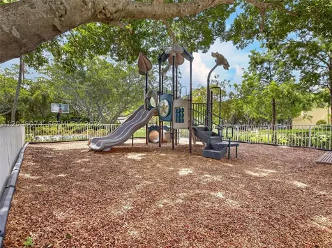 1520 Seabay Road Weston FL 33326