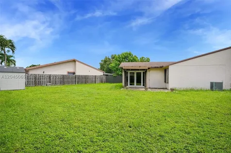 9786 SW 147th Court Miami FL 33196